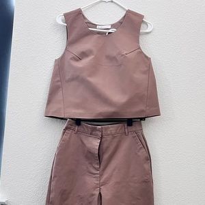 Oak + Fort Chic 2pc Sleeveless Top and Pants Set in Small
